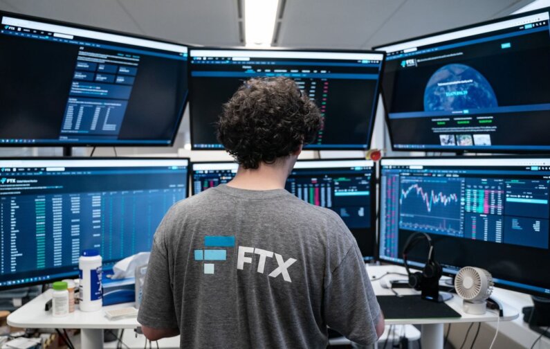 FTX позволят ликвидировать акции Grayscale и Bitwise $744 млн