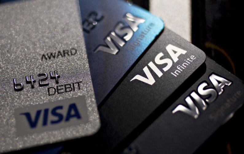 Visa разрешит прямой вывод криптовалюты на дебетовые карты